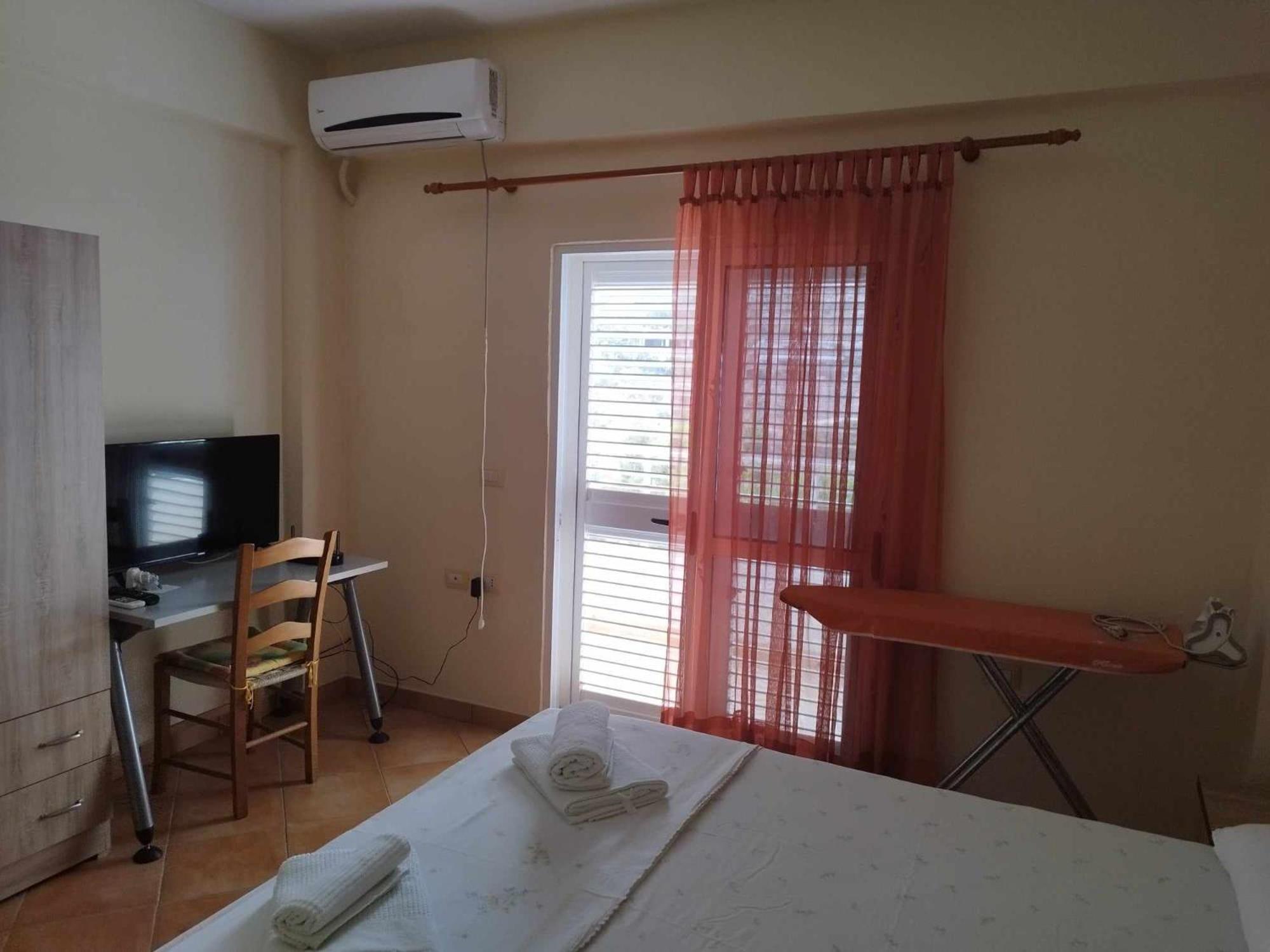 Apartament Gjergji Sarandë Eksteriør billede